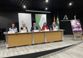 Marta Torres, María Espejo, José Ayala, África Colomo y Francisco González, en la presentación.