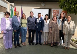 Representantes de ambas instituciones en la presentación del programa.