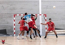 Acción defensiva del Domca Ciudad de Granada.