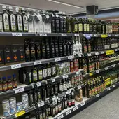 La promoción de su aceite de oliva de un supermercado que rompe el mercado