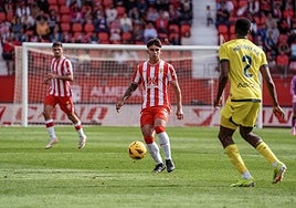 Marcos Peña volvió a disponer de minutos y cumplir con nota.