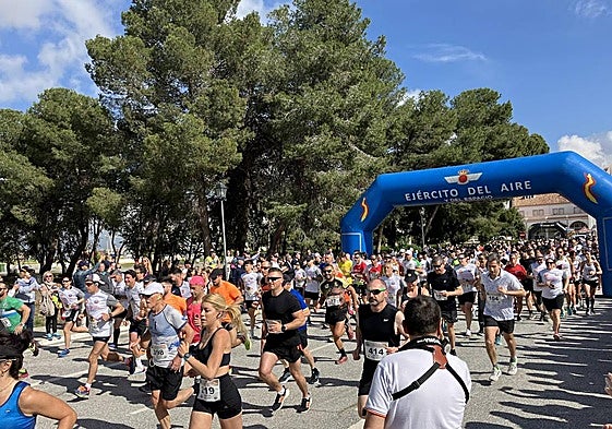 Salida de la carrera de diez kilómetros.