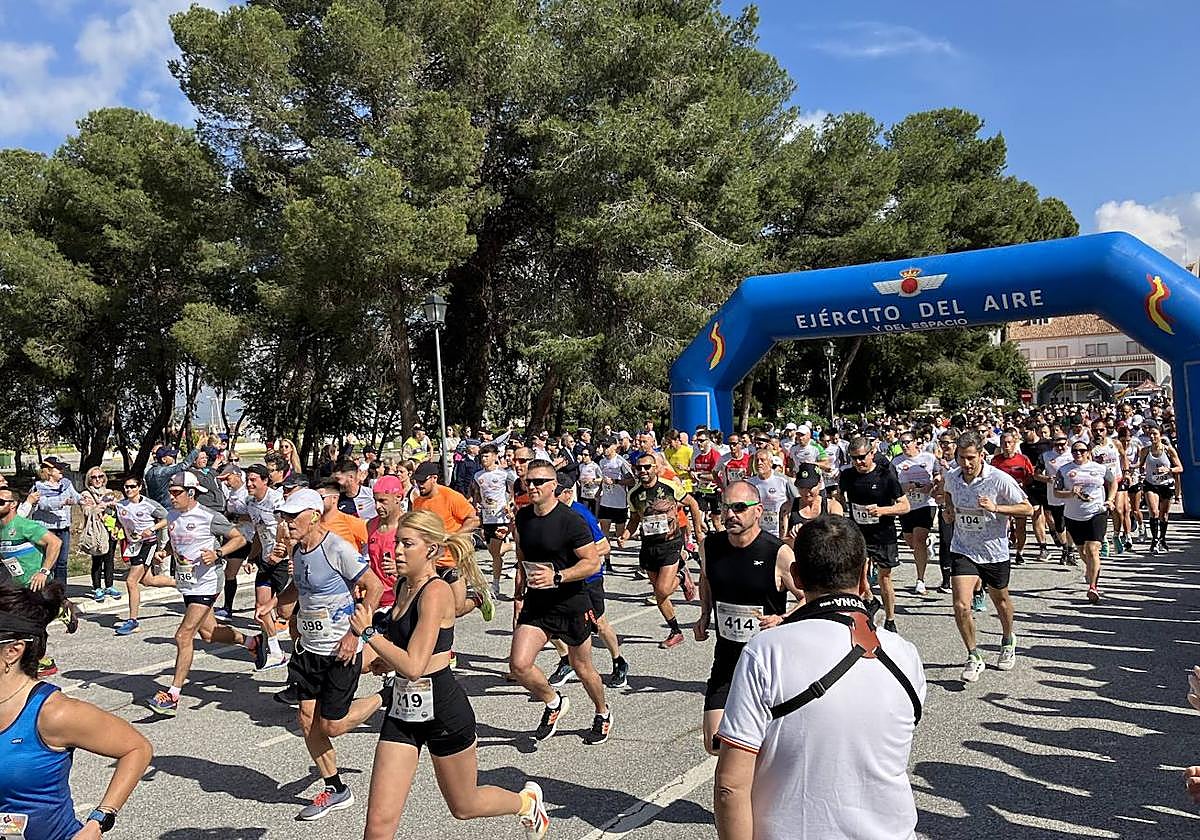 Salida de la carrera de diez kilómetros.