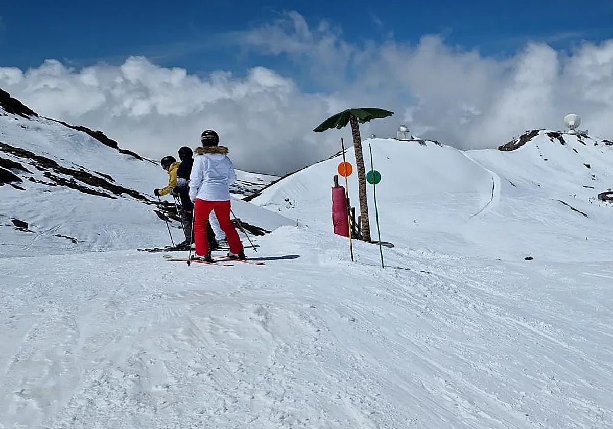 Pista del Mar de Sierra Nevada.