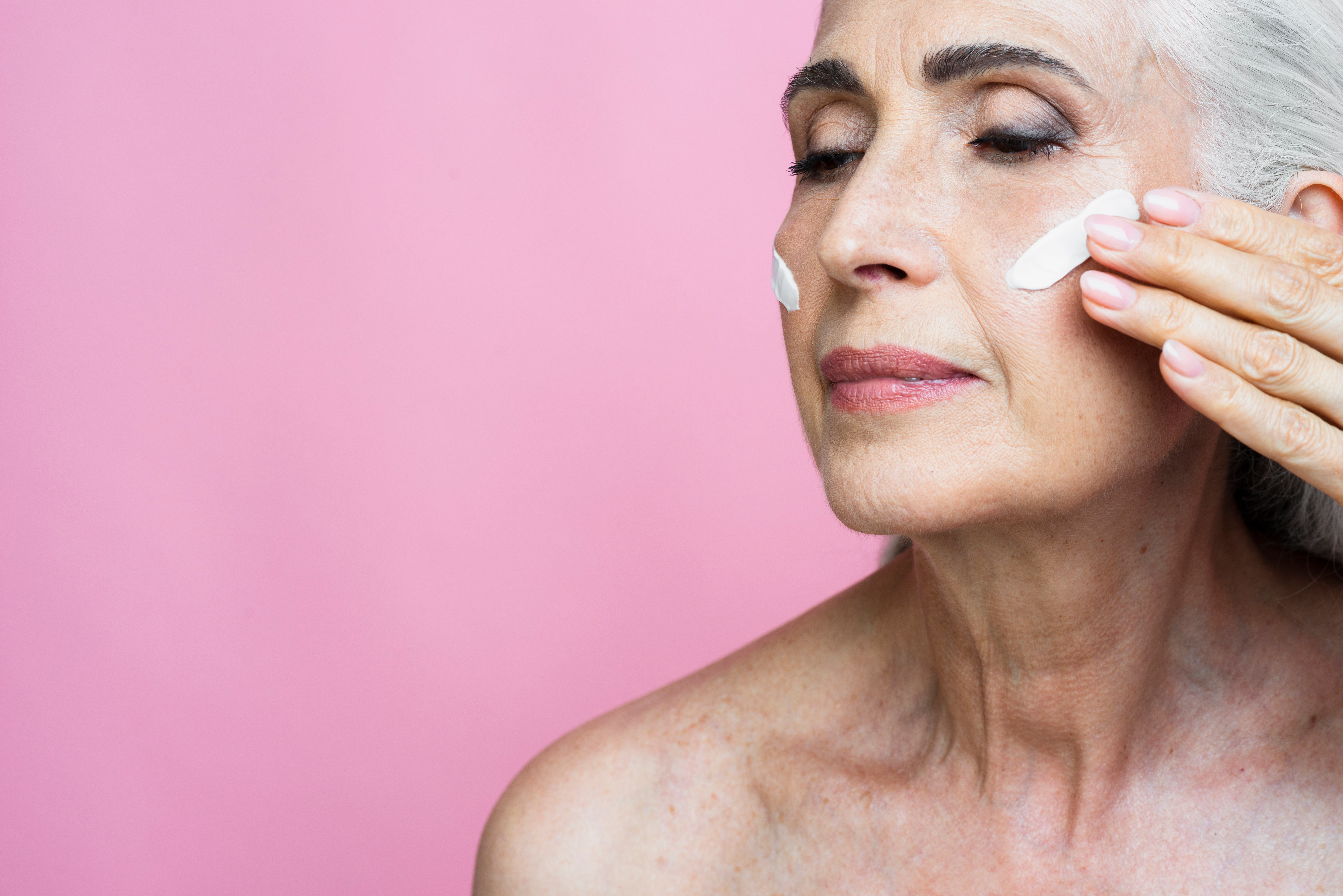 La mejor crema antiedad, según la OCU