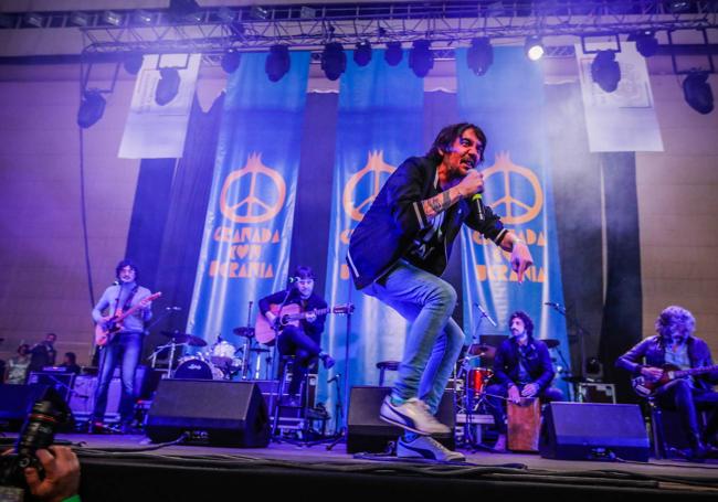 La banda 'indie' Lori Meyers en un concierto a favor de Ucrania en el año 2022.