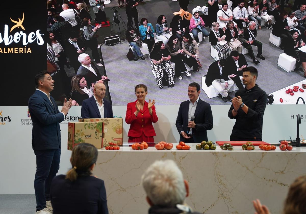 Samanta Vallejo-Nágera ha participado del showcooking de Sabores Almería