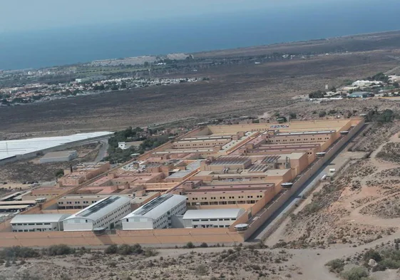 Vista aérea de la prisión de El Acebuche.