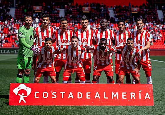 Equipo rojiblanco que jugó de inicio ante el Getafe y que consumó el descenso.