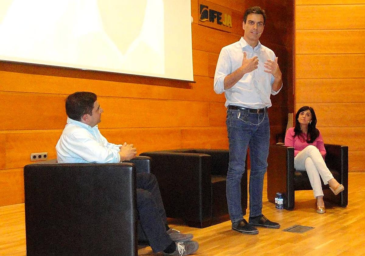 Junio de 2014, primera visita a Jaén de un desconocido Sánchez, candidato a dirigir el PSOE.
