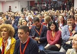 Dirigentes del PSOE jienense, en el comité federal del sábado en Ferraz.