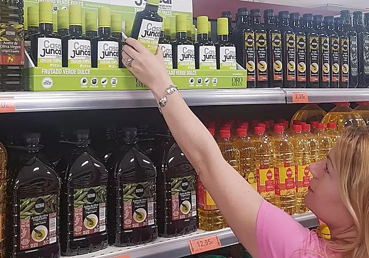 Un experto desvela cuál será el precio del aceite de oliva este verano.