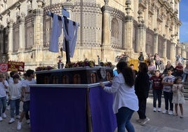 Una de las procesiones infantiles de las Cruces de mayo