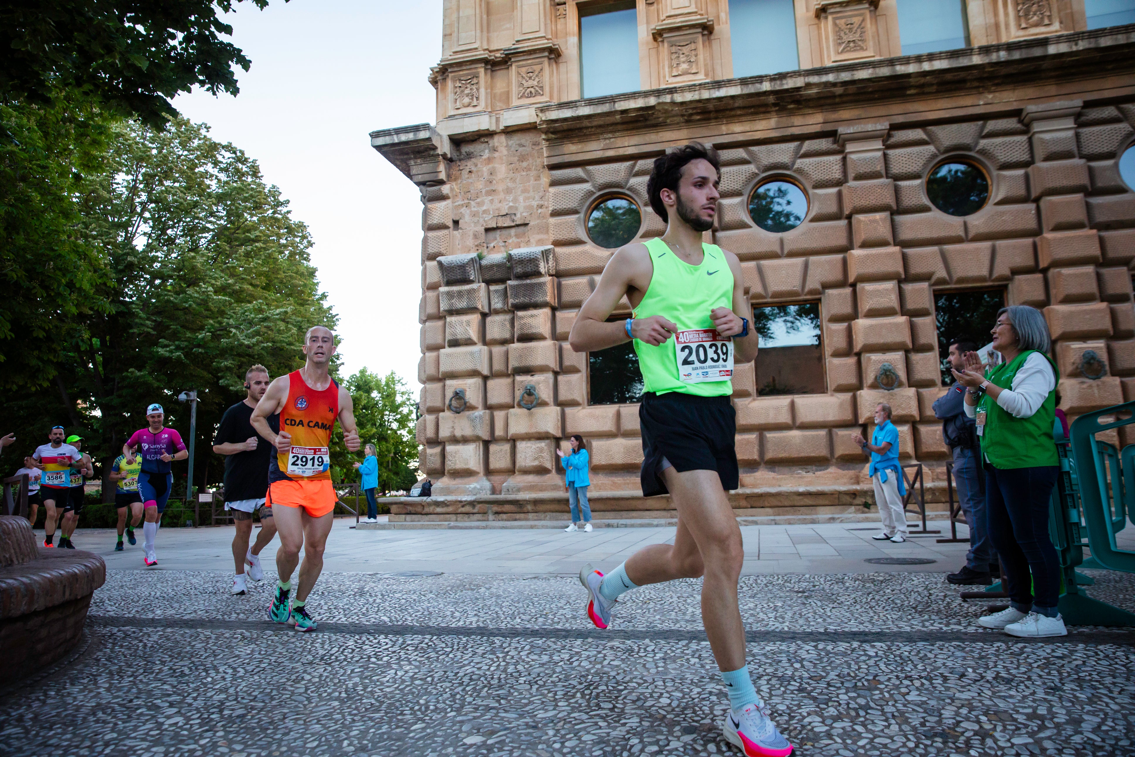 Encuéntrate en la Media Maratón de Granada