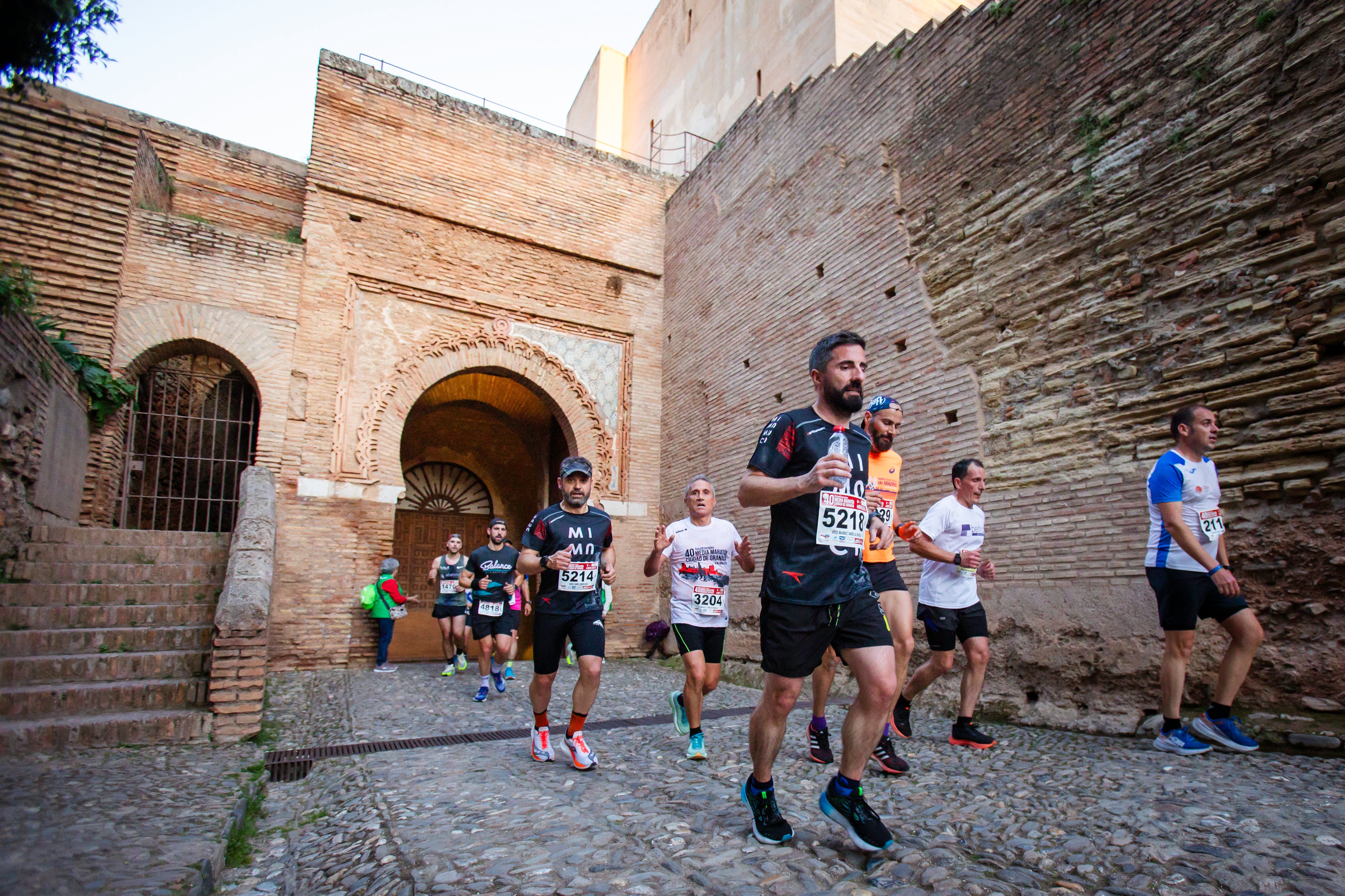 Encuéntrate en la Media Maratón de Granada