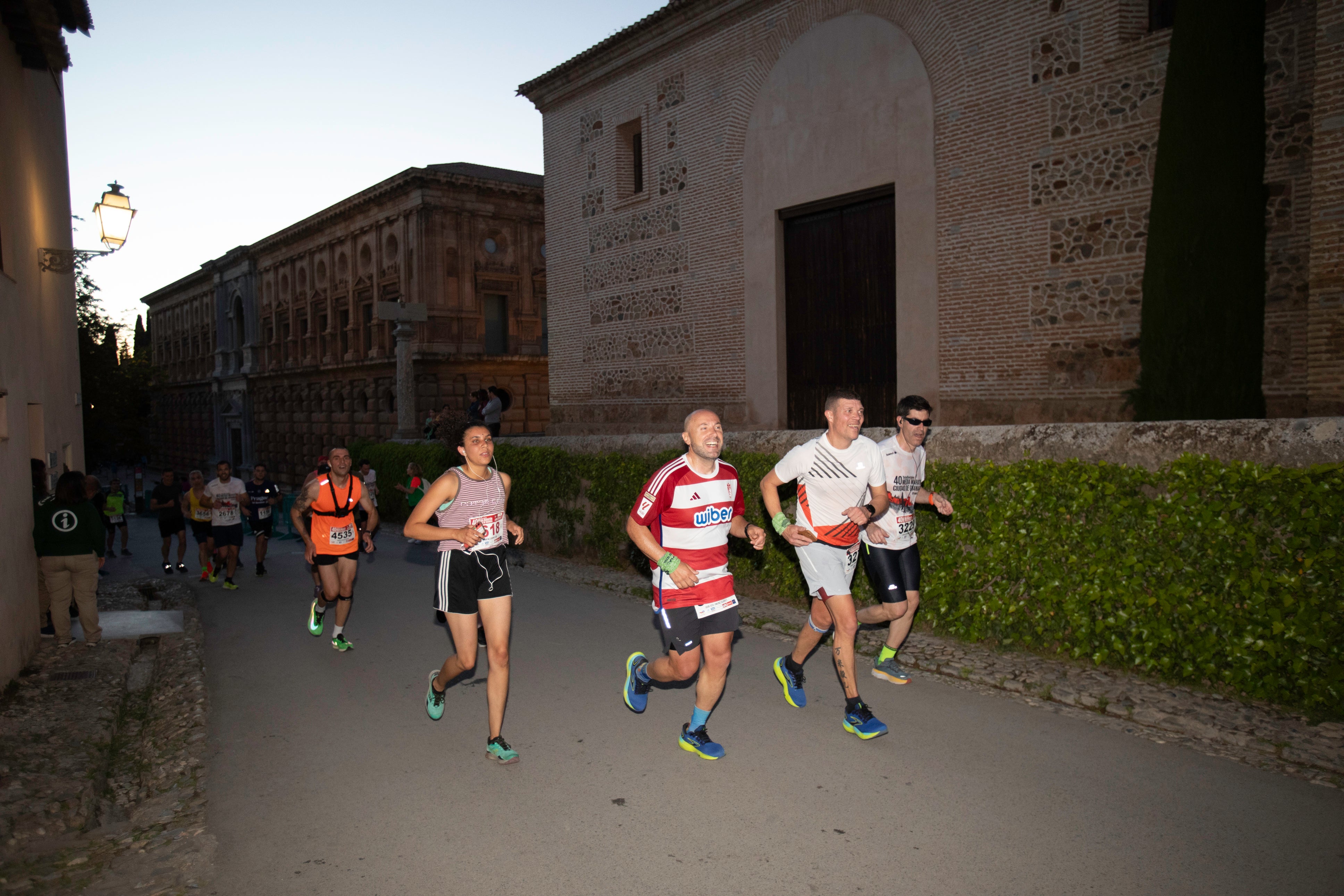 Encuéntrate en la Media Maratón de Granada