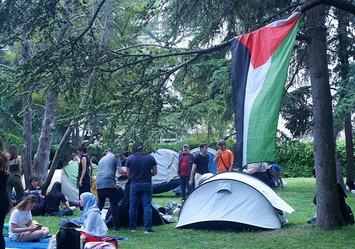 Acampada de estudiantes de la UGR.