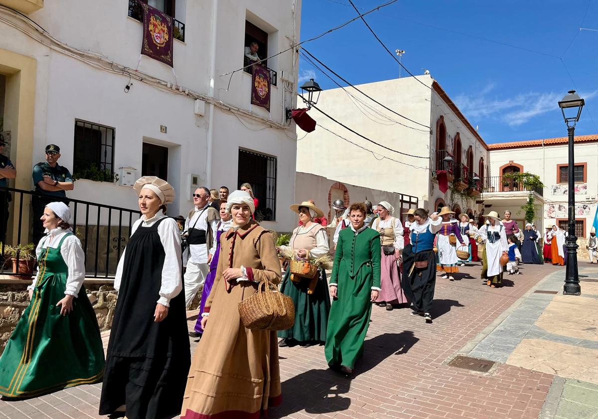 Imagen principal - Padules se levanta en la primavera de 1570