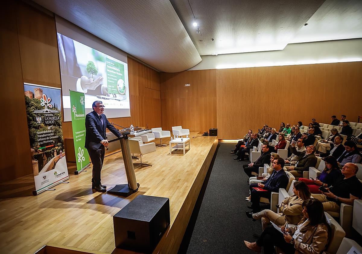 Un instante de la jornada de sostenibilidad organizada por Cámara Granada y Huella Verde.