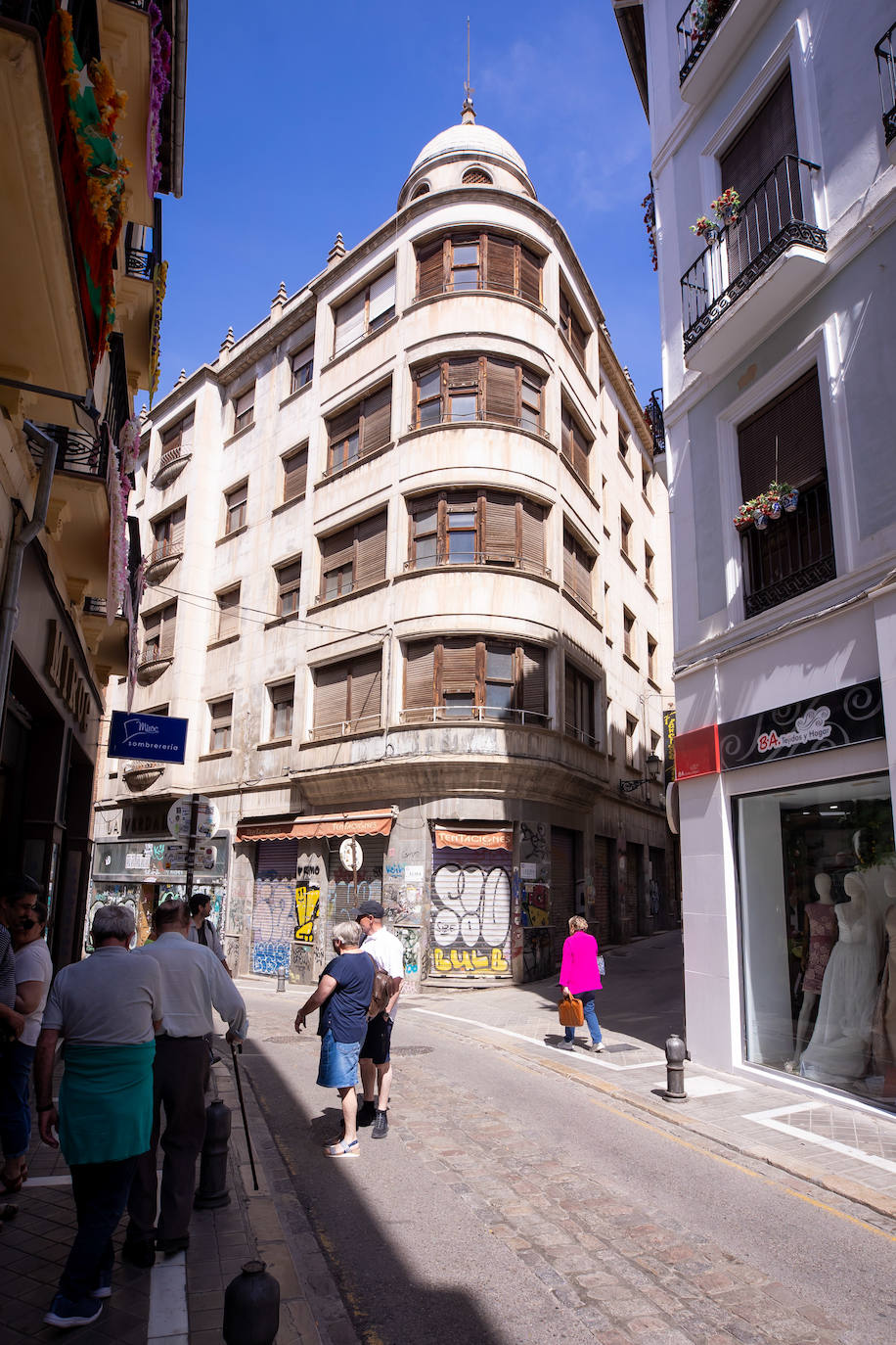 La calle Capuchinas, en el entorno de la Catedral de Granada.