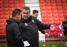 José Ramón Sandoval, entrenador del Granada.