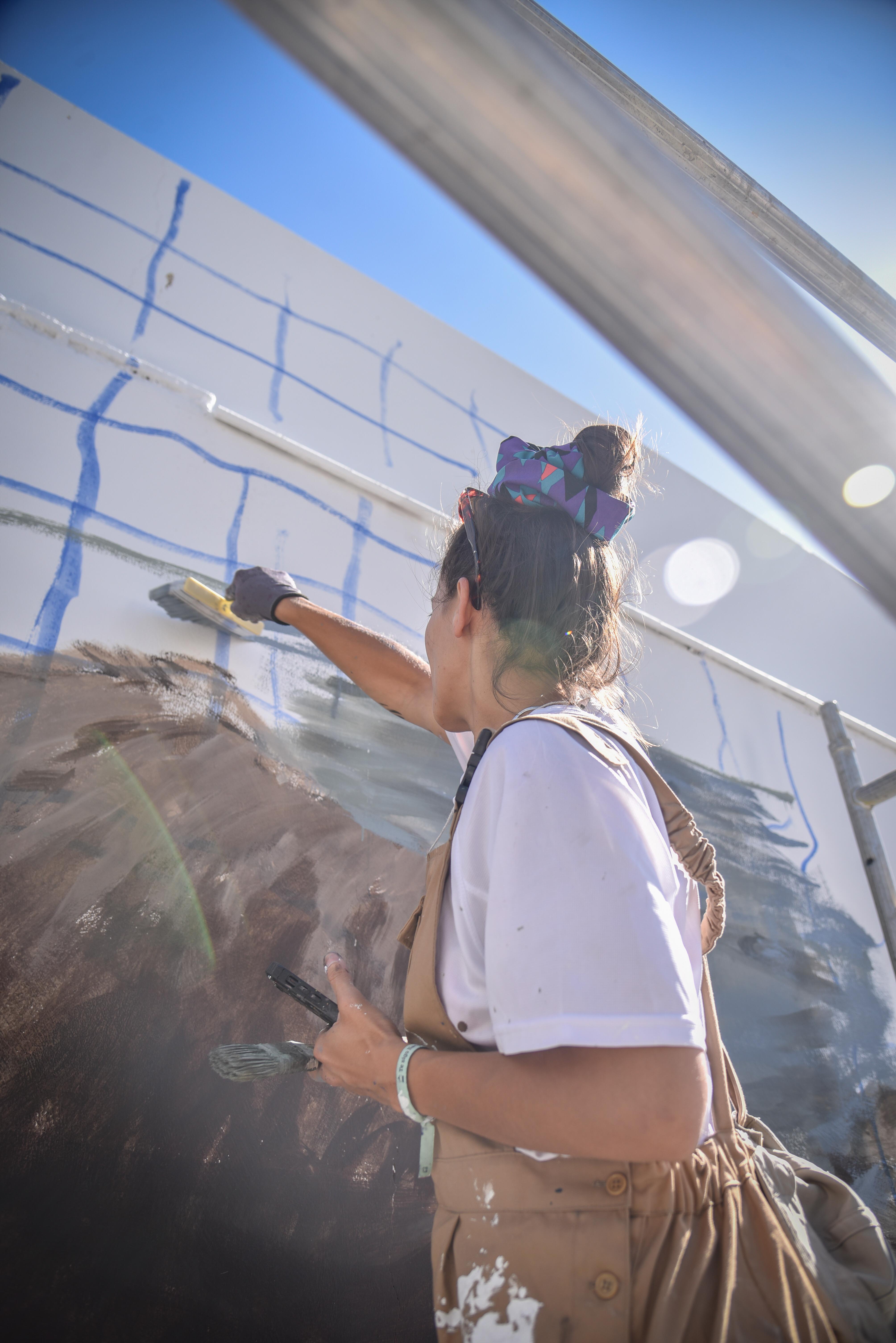 Salobreña inundada de grafitis artísticos, en imágenes