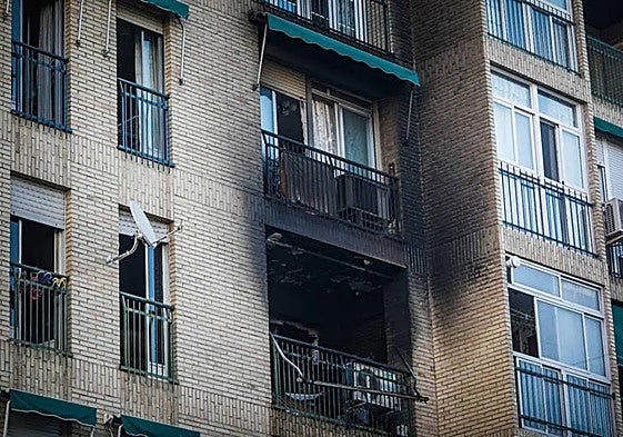 Fachada del edificio en el que se produjo la deflagración.