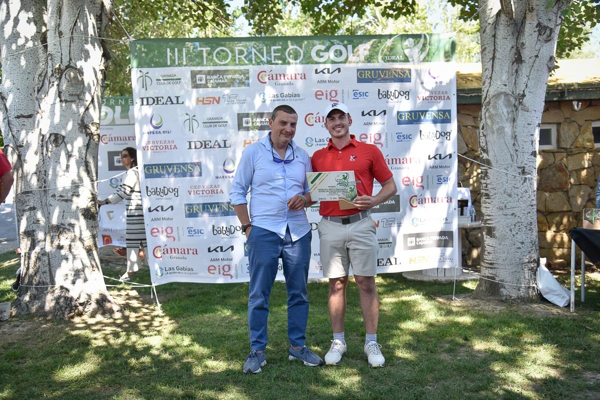 Encuéntrate en el III Torneo de Golf de IDEAL (III)