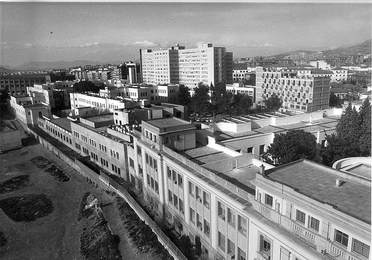 El antiguo Clínico, en el año 1991.