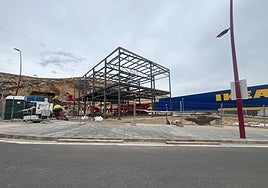 Obras del McDonald's que estará ubicado junto a IKEA.