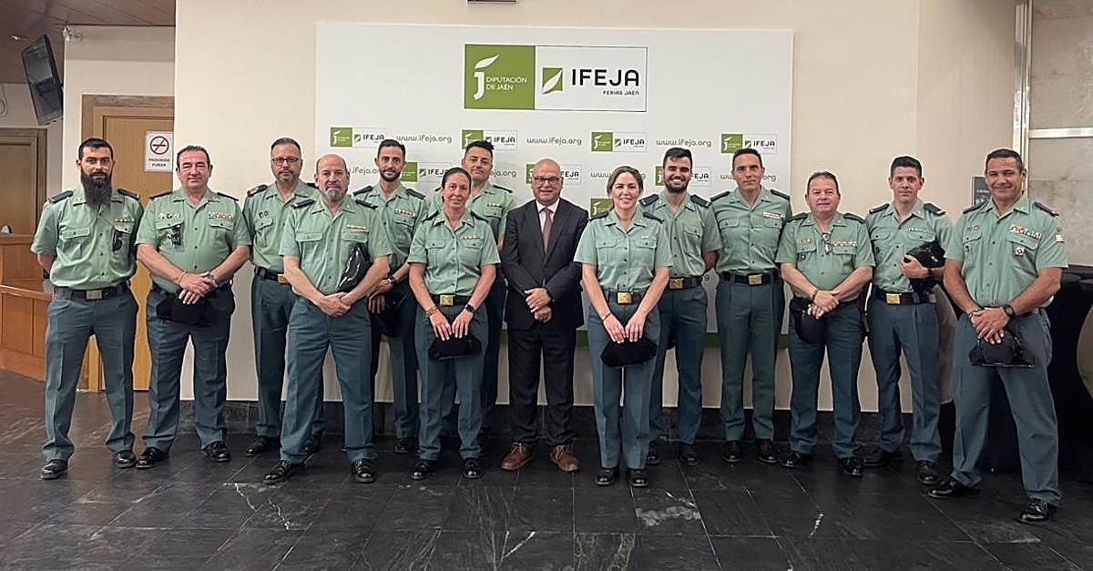 Equipo Roca con el delegado Manuel Fernández