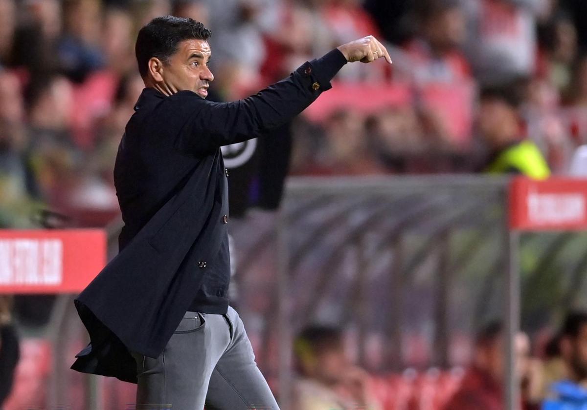 El entrenador del Girona, Míchel Sánchez, durante el partido contra el Granada.