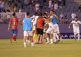 Alegría blanca al final de la prórroga tras la sufrida primera eliminatoria.