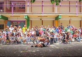 El Real Jaén y el Ayuntamiento han trabajado para ambientar las gradas de La Victoria.