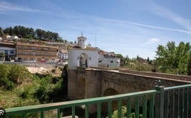 Los hechos ocurrieron el año pasado en Pinos Puente.