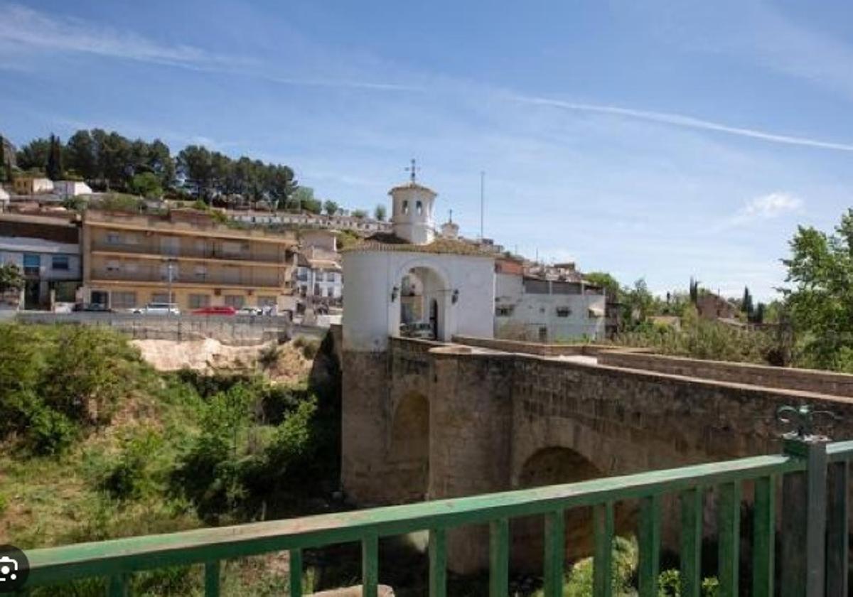 Los hechos ocurrieron el año pasado en Pinos Puente.