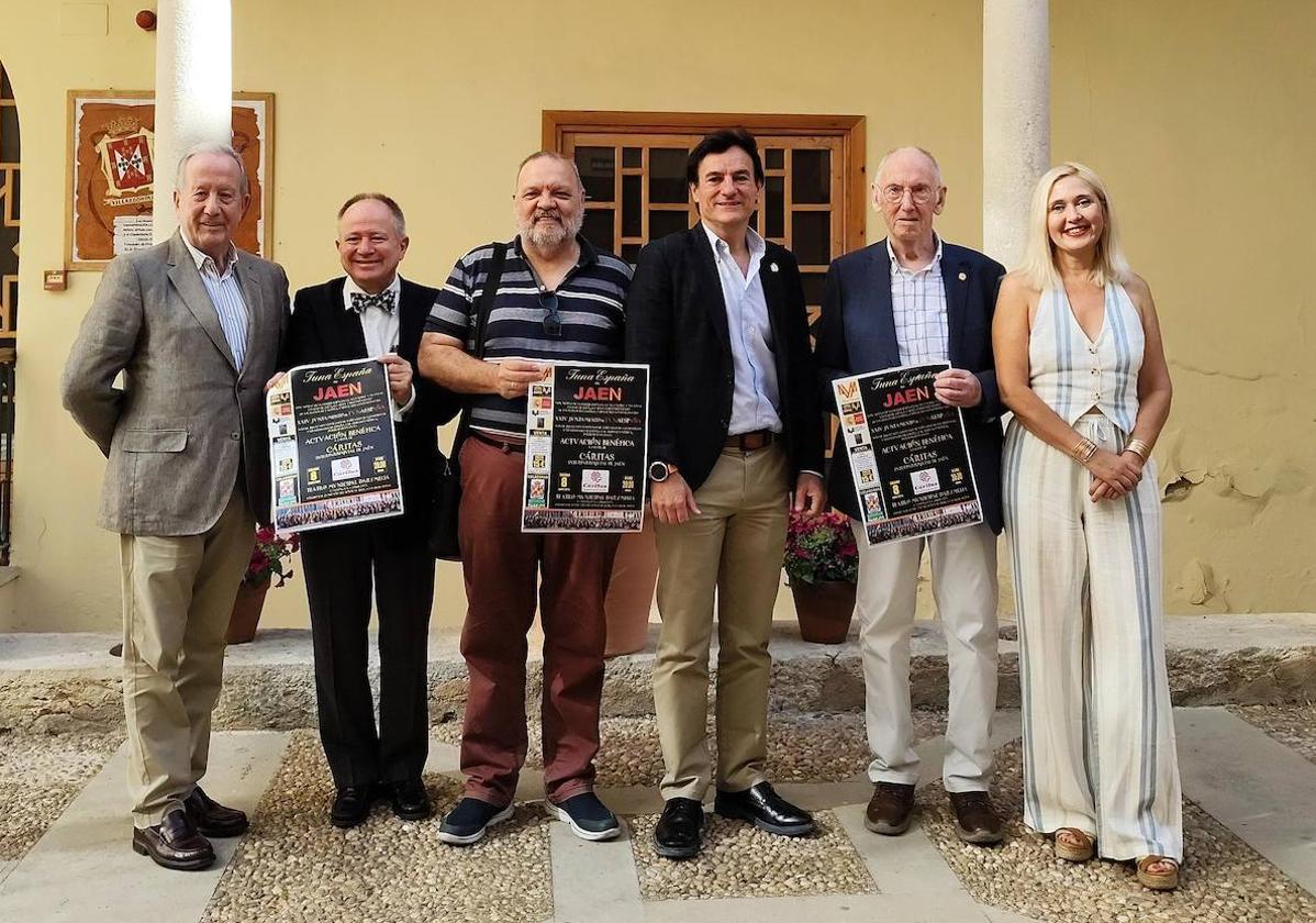 Presentación del pasacalles y el concierto que ofrecerá Tuna España en Jaén.