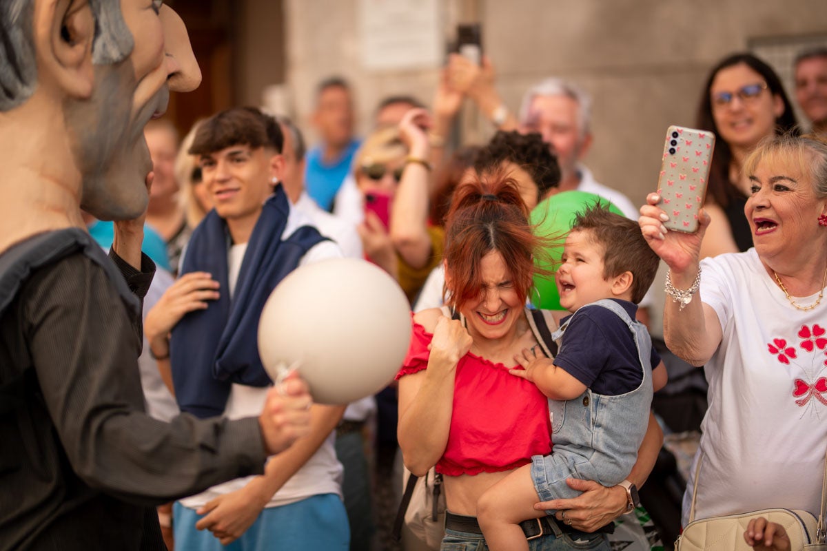 El desfile de la Tarasca de Granada, en imágenes