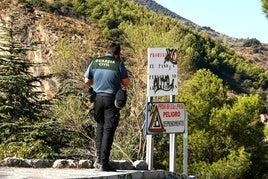 Una búsqueda de la Guardia Civil en la montaña en imagen de archivo.