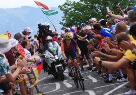 Carlos Rodríguez sabe que el Dauphiné tiene montaña para dar y regalar.