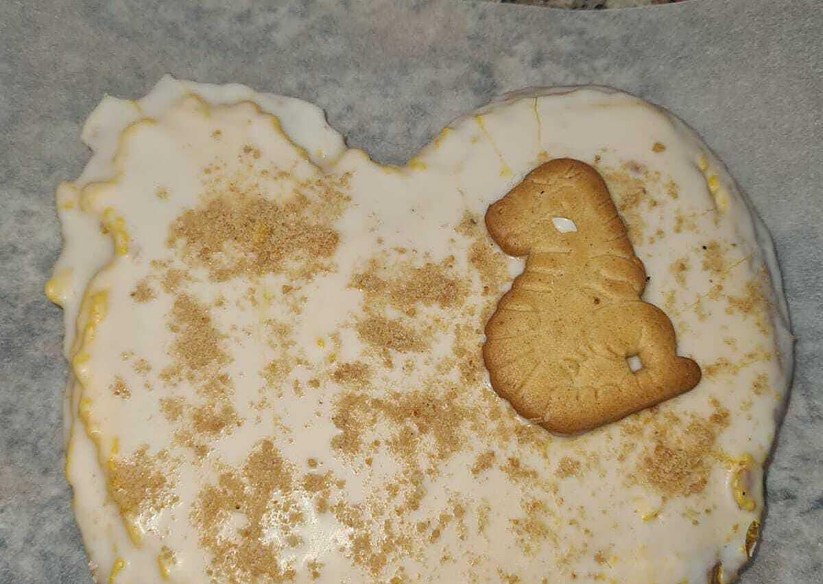 Imagen secundaria 1 - Los palmerones virales que arrasan en Granada: «Pasamos de hacer 50 al día a 200»