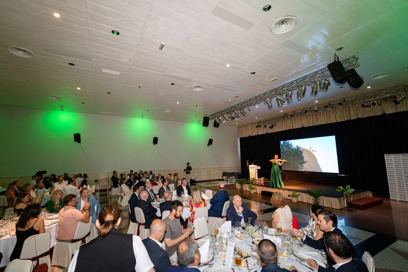 Las imágenes de una cena de gala para el recuerdo