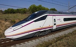 Tren Avant que realiza habitualmente el recorrido entre Málaga y Granada.