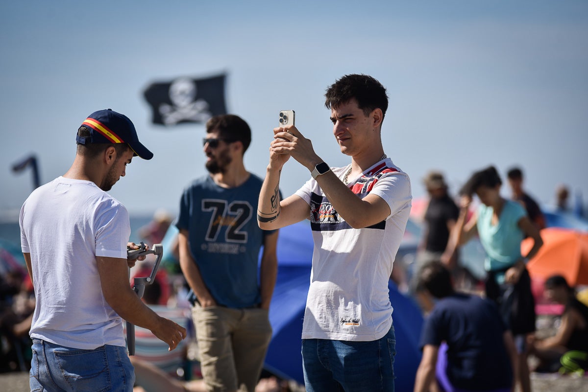 Las imágenes del Festival Aéreo de Motril y el ambiente en la playa