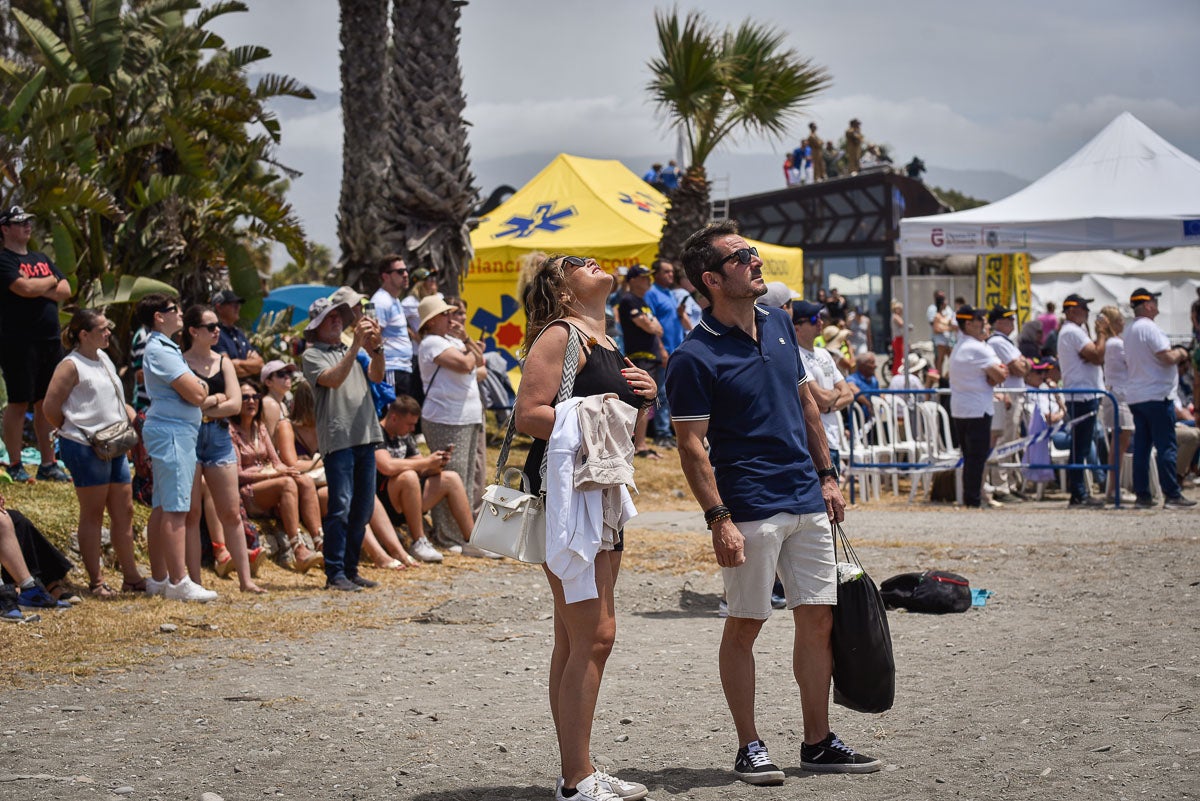 Las imágenes del Festival Aéreo de Motril y el ambiente en la playa