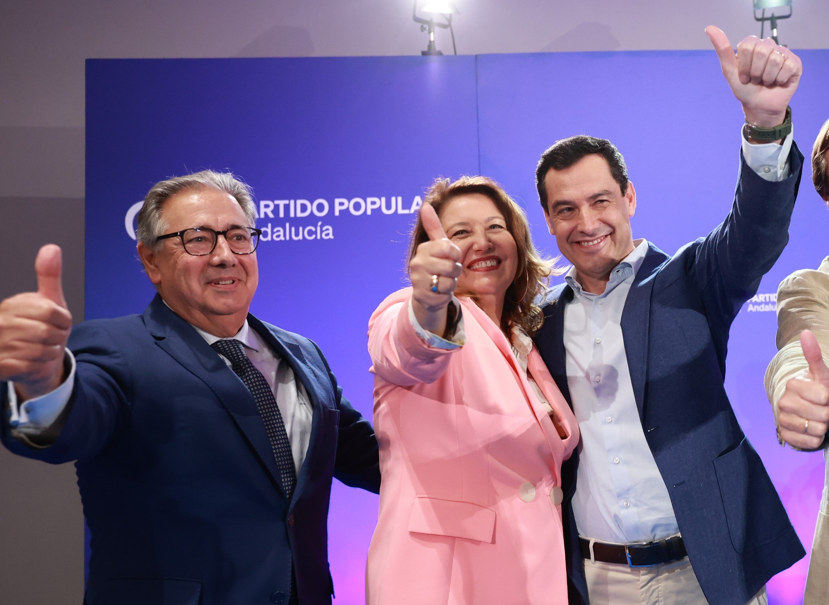 Moreno, con los europarlamentarios Juan Ignacio Zoido y Carmen Crespo, en el comité ejecutivo.