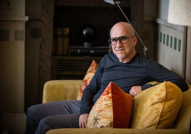 Mario Pérez vive profesionalmente de su voz desde principios de los noventa.
