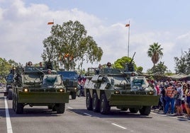 Desfile de la Legión en la Base Álvarez de Sotomayor de Viator.
