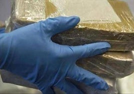 Hachís incautado en una imagen de archivo.