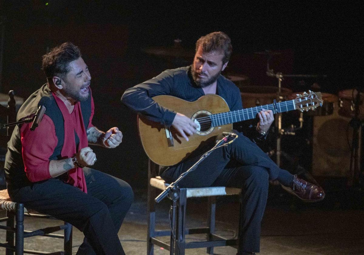 Miguel Poveda llenó el Auditorio Maestro Padilla.